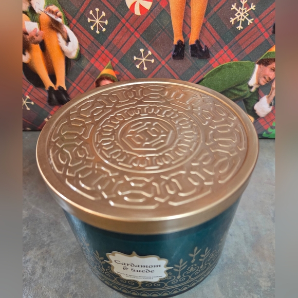 🆕️Bath & Body Works Cardamom & Suede Candle - Teal & Gold🔷️ - Picture 2 of 7